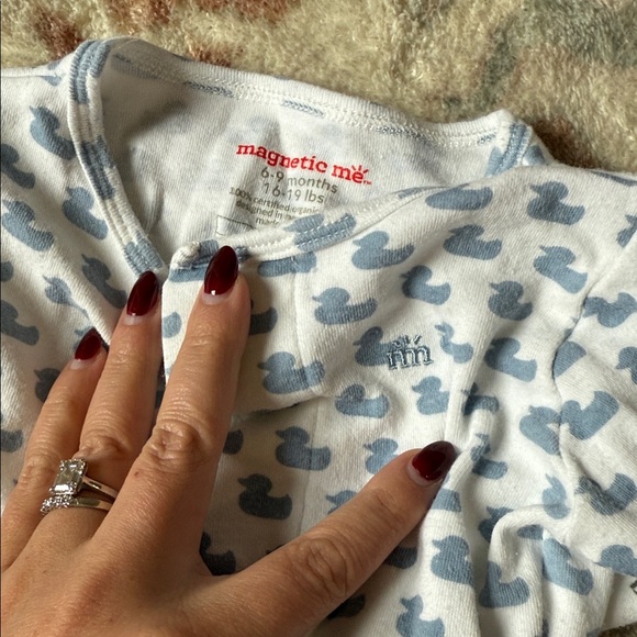 MAGNETIC ME PJs 6-9 MONTHS - Picture 2 of 4